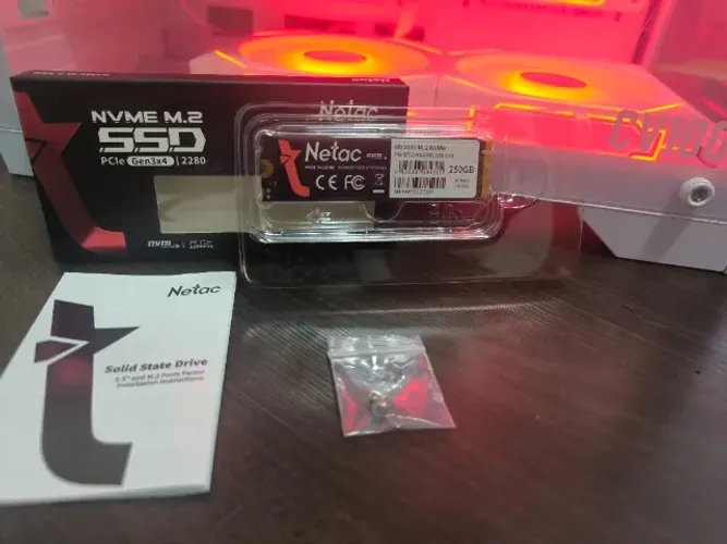 SSD NVMe 256 GB 3500 Mbps PCIe Gen3x4 M2 HD