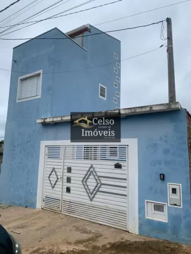 Casa Sobrado 90m2 2 Dorms, terreno com porta balcão; ?? sala de estar; ?? sala de jantar;