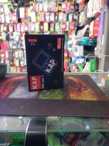 Mini Shop inhoaiba apresenta vídeo game portátil kap 400 em 1