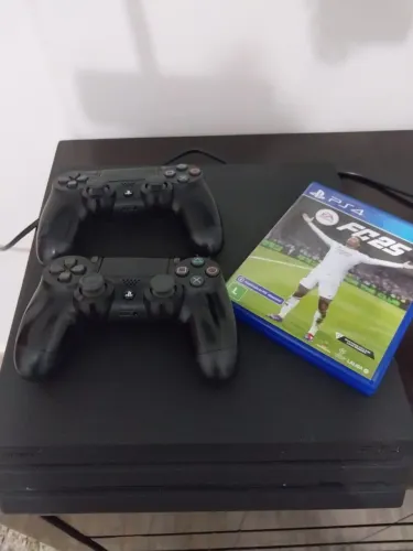 PS4 PRO