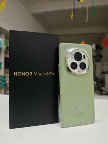 Smartphone Honor Magic 6 Pro 12Gb/512Gb | Impecável