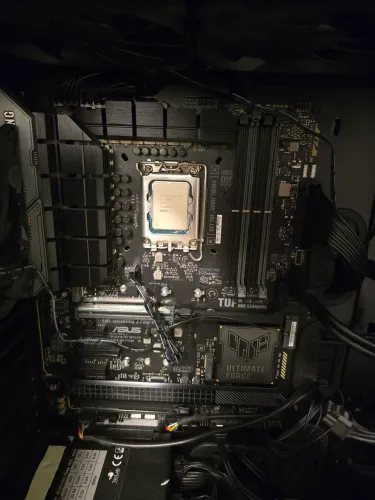 Kit Upgrade: Processador i9 12900KF + Placa Mãe Asus TUF Z790 Plus WiFi (Semi-novo)