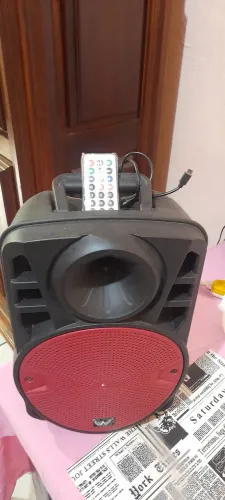 Caixa de som amplificada 
