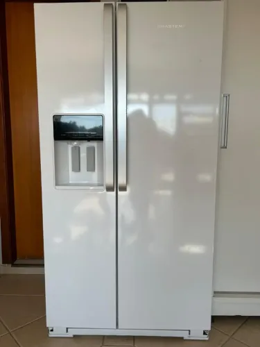 Simplesmente Lindo!! Refrigerador Brastemp Side by Side com água e gelo na porta