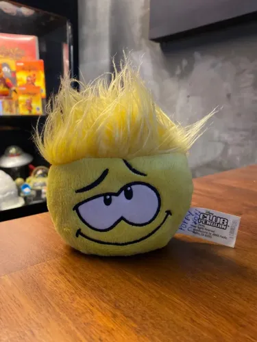 Pelúcia Puffle Amarelo Club Penguin