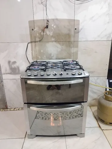 Fogão Electrolux 5 Bocas 2 Fornos Acendimento Automático Luz no Forno INOX Espelhado ?