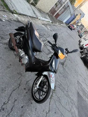 Biz 125