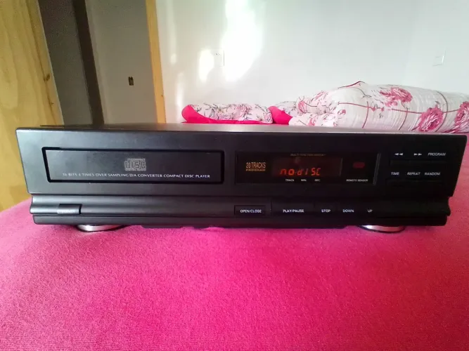 CD player CCE LX 12