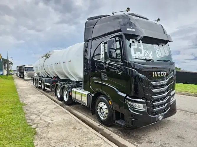 Iveco S-way 480 6x2 Ano 23 Baixo km Aut _ 4 Eixo Tanque Gotti Ano 2025 50mil lts c/bottom