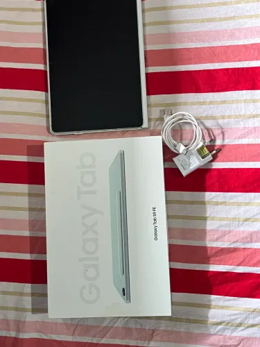 Galaxy Tab S9 FE 128GB / 6GB RAM - Impecável, 3 Meses de Uso Com Nota Fiscal 
