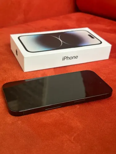 Apple iPhone 14 Pro (128 GB) - Preto espacial - Bateria 82%