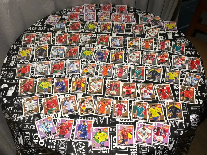 kit com as 80 legends panini 2026 - extra stickers originais