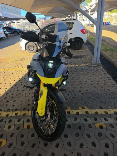 Suzuki V-Strom 800 DE
