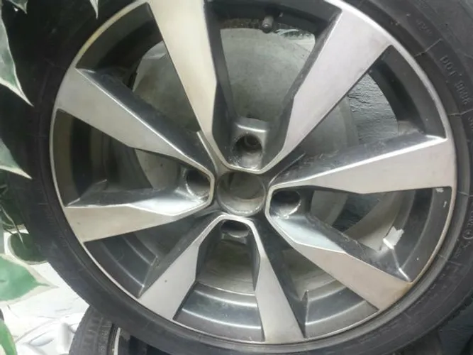 Roda aro 17 Volkswagen gol neymar G6 grafite 4X100 nova