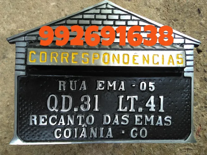 Caixa de correspondência grande