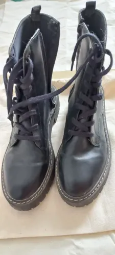 Bota coturno de Couro Pretas