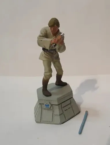 Miniatura Luke Skywalker Xadrez Star Wars Oficial 10 Cm
