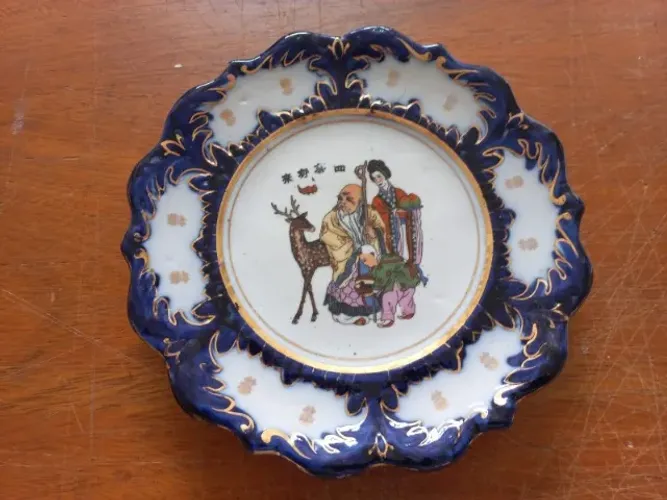 Prato Decorativo de Parede em Porcelana