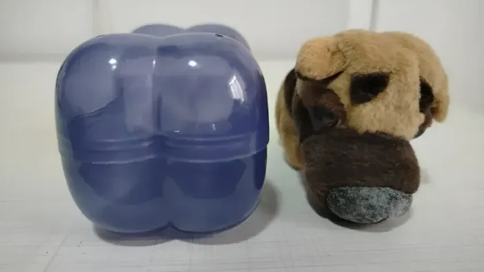 Pelúcia Artilist Collection The Dog (casa) Azul Escuro