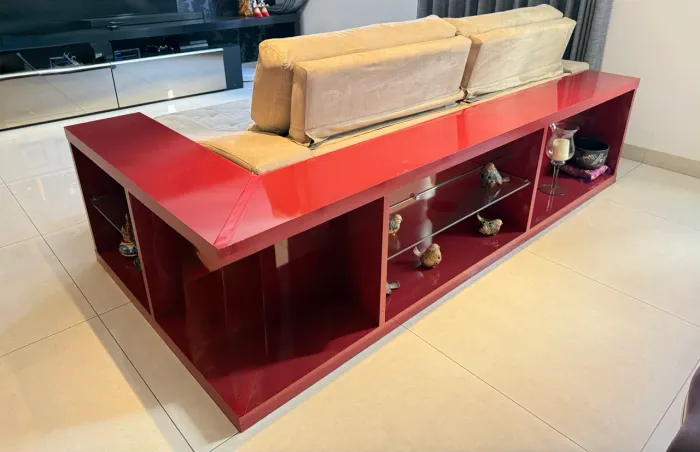 Aparador de sofá em formato L