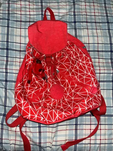 Kipling rosa salmão vibrante com fecho extra