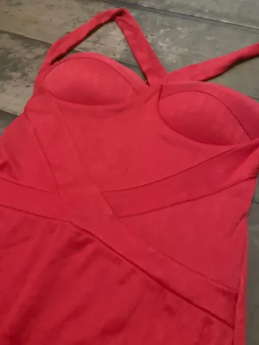 Vestido vermelho midi 