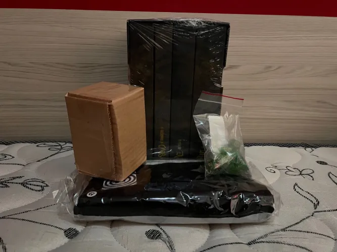 (Jovem Nerd) Box Coleção Cthulhu + brindes do financiamento coletivo