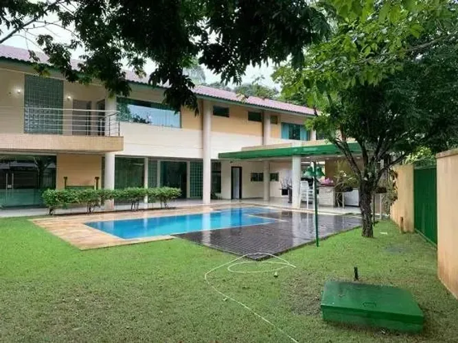 Linda Casa Duplex no Mediterraneo Mobiliada 1.278m² 4 suites 5 Vagas