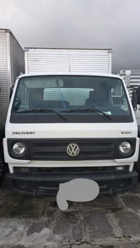 VW-8.160 Ano: 2012 R$ 210.000,00