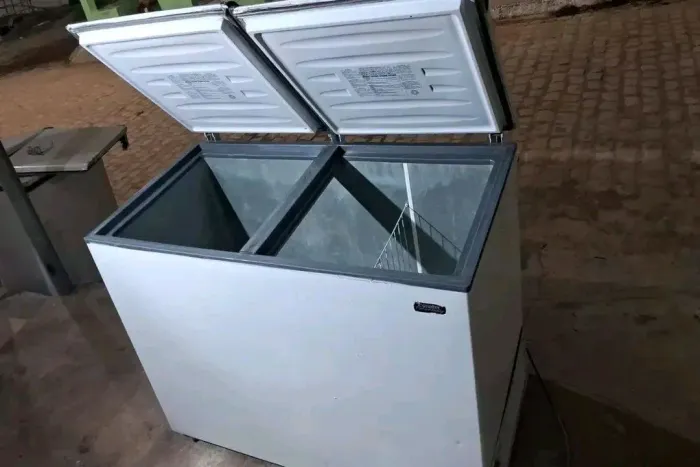 FREEZER 305 LITROS