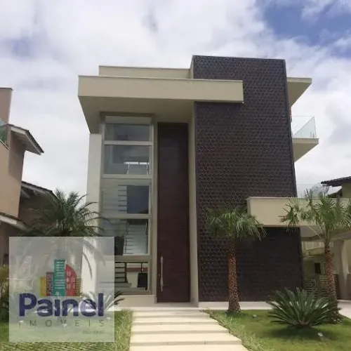Casa de Condomínio em Hanga Roa - Bertioga, SP