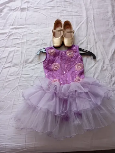 Super Legal Roupa de Bailarina + Sapatilhas P/Meninas de 5 a 6 anos.