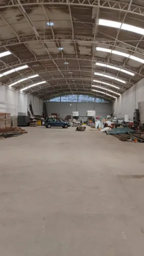 Excelente Galpão 1.900m² com 3.000m² de Pátio e Mezanino no Santa Etelvina