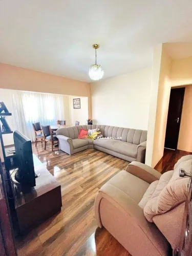 Casa com 3 dormitórios à venda, 300 m² por R$ 900.000,00 - Vila Rami - Jundiaí/SP