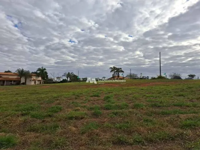Terreno à venda, 420 m² por R$ 110.000,00 - Centro - Potirendaba/SP