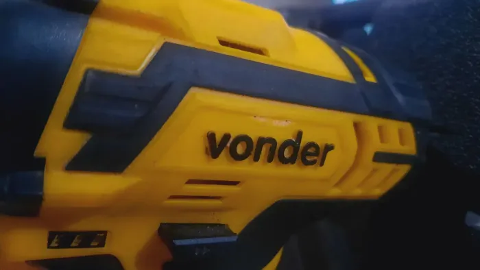 Parafusadeira VONDER 112QR