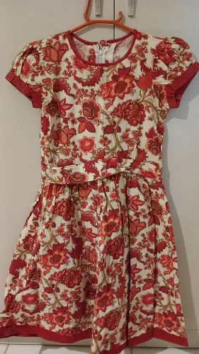 Vestido Infantil Floral Vermelho - tamanho 12