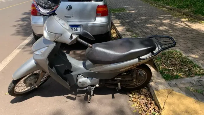 Honda BIZ 125 ano 2008, modelo 2009