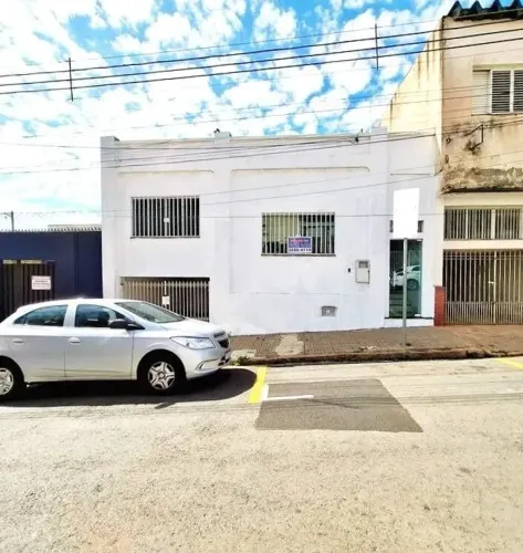 Casa para aluguel, 3 quartos, 2 vagas, Centro - Limeira/SP