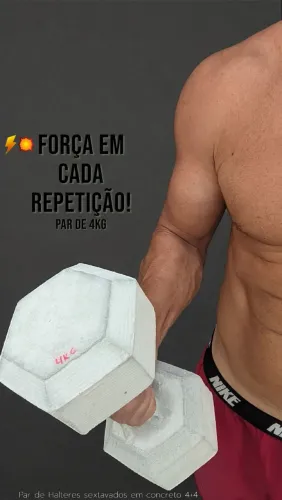 Halteres em concreto 4kg (4+4) sextavados com pegada tubular em pvc  Peso Maromba Raiz 