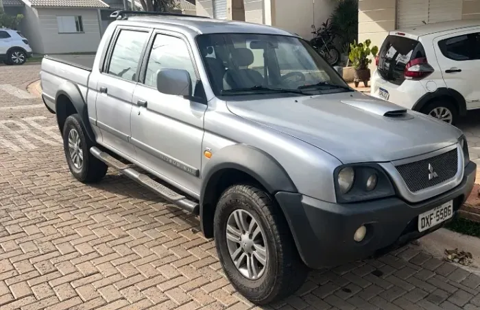 Mitsubishi L200 Outdoor HPE 2.5 4X4 CD T.dies. Mec. 2008