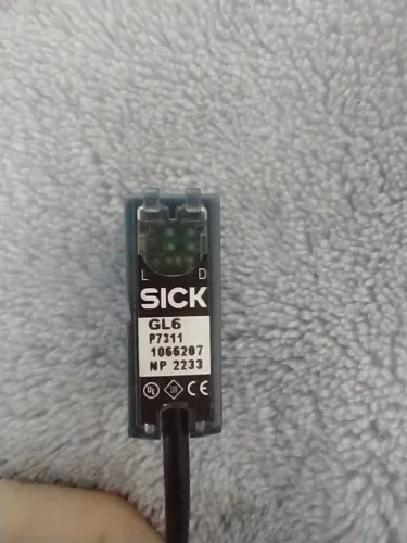 Sensor fotoelétrico Sick GL6-P7311