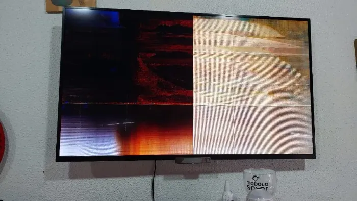 TV Sony - Funciona Mas com Defeito