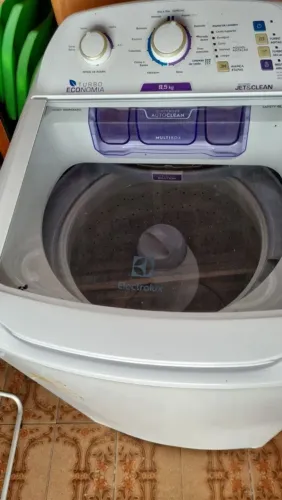 Máquina de Lavar Electrolux Turbo Economia 8,5kg