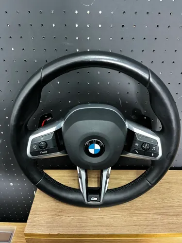 Volante bmw x1 M 2024 ótimo estado 