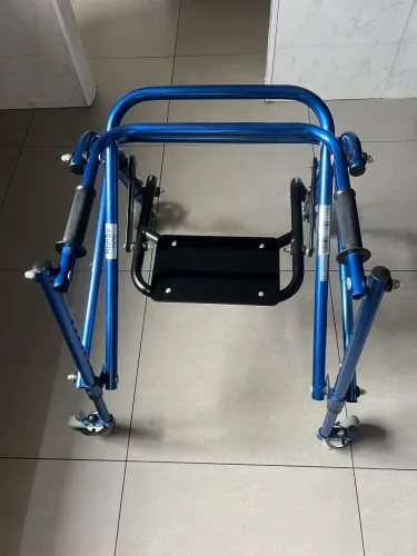 Andador posterior Nimbo (tamanho M)