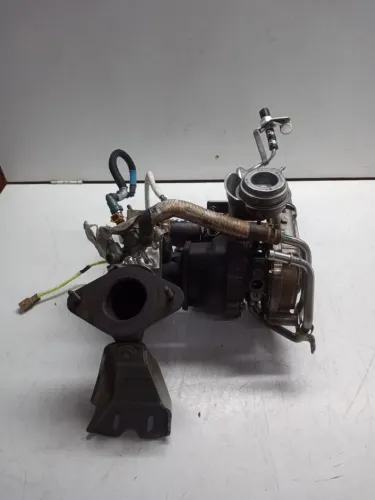 Turbina de coletor de escape master 2021 2.3 130CV 