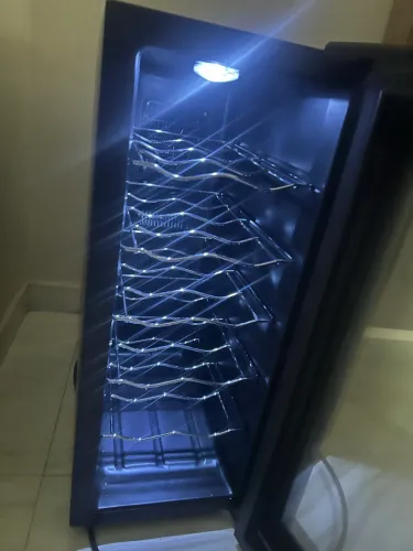 Adega climatizada elétrica 