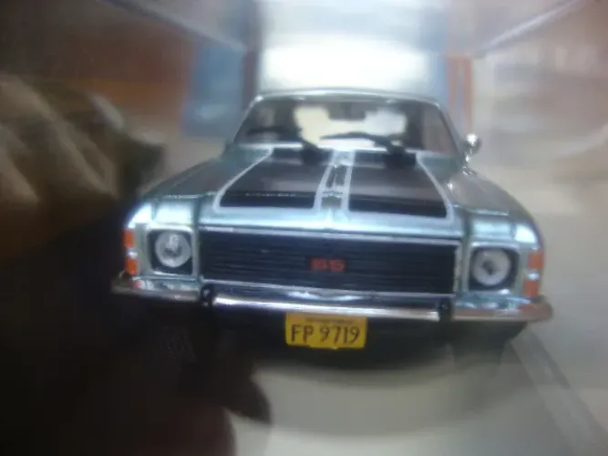 Miniatura - Chevrolet - Opala SS 4100 (1976) - 1:43 - Lacrada