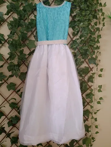 Lindos vestidos de festas,para daminhas, porta aliança, floristas, madrinhas de casamento